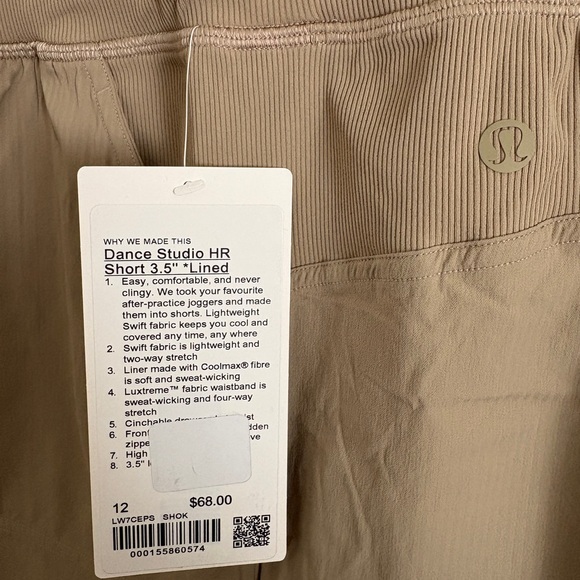 Lululemon dance studio short - Picture 5 of 5